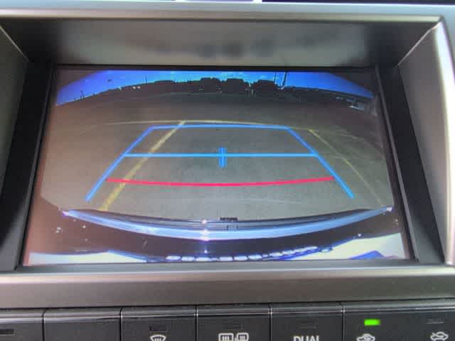 Thumbnail: 2015 Lexus GX - 31