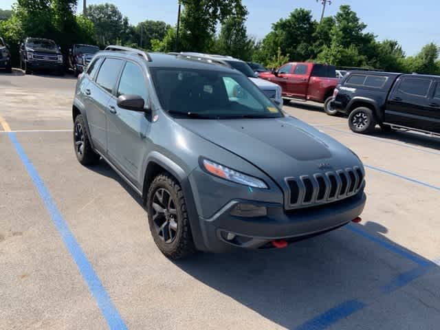Thumbnail: 2015 Jeep Cherokee - 22