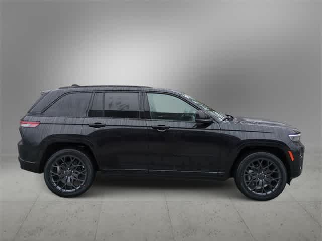 Thumbnail: 2025 Jeep Grand Cherokee - 9