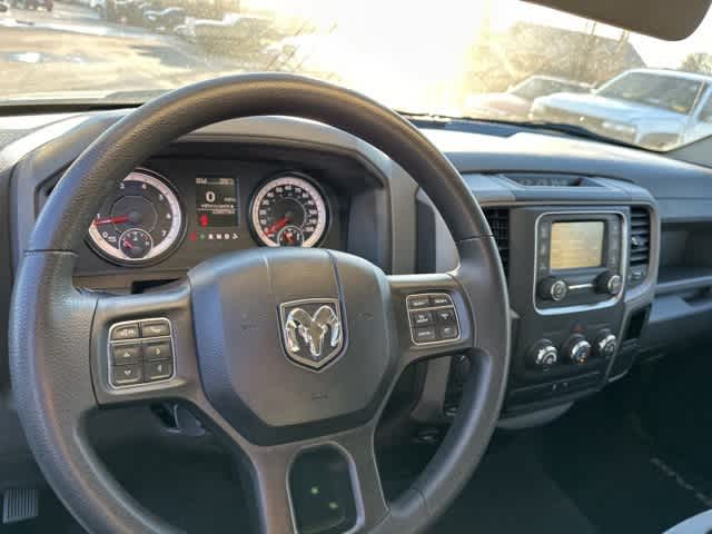 Thumbnail: 2019 RAM 1500 Classic - 8