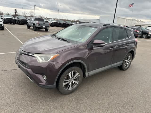 Thumbnail: 2017 Toyota RAV4 - 12