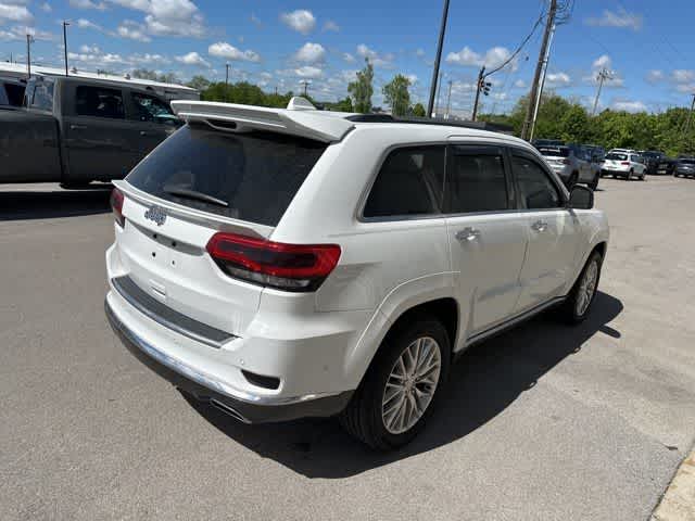 Thumbnail: 2017 Jeep Grand Cherokee - 23