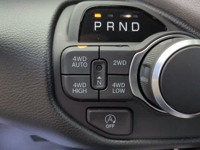 Thumbnail: 2026 RAM 1500 - 38