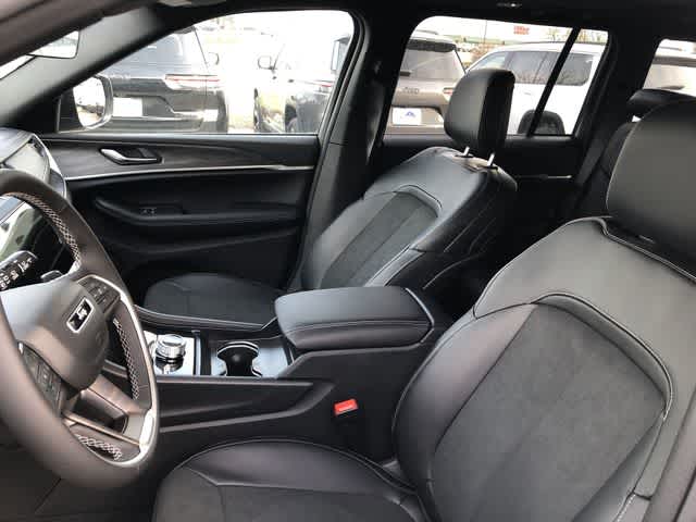 Thumbnail: 2026 Jeep Grand Cherokee - 10