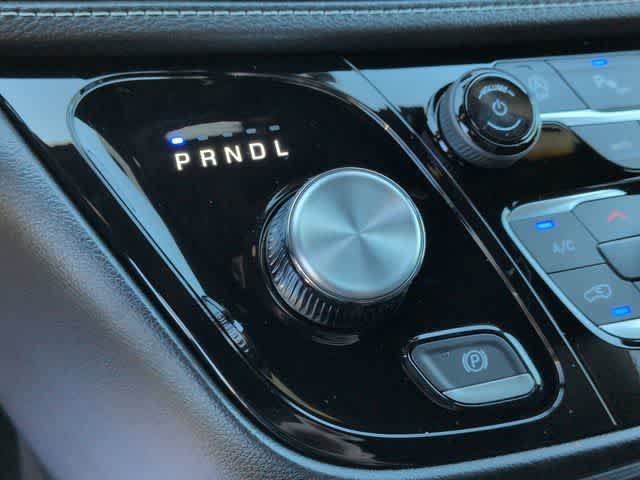 Thumbnail: 2027 Chrysler Pacifica - 32