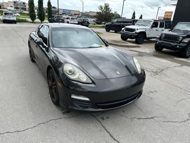 Thumbnail: 2010 Porsche Panamera - 24