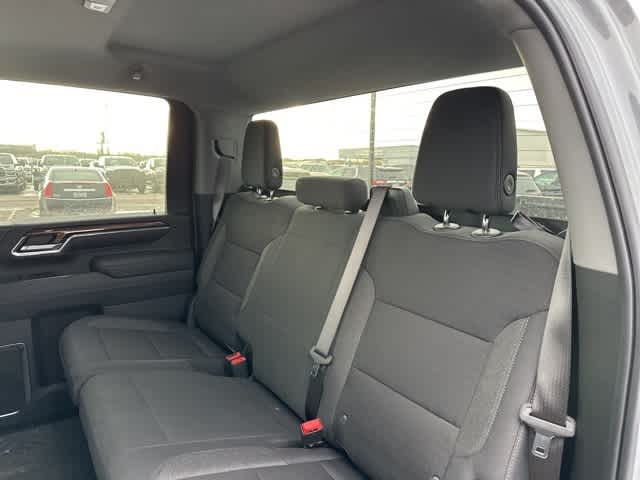 Thumbnail: 2024 Chevrolet Silverado 2500 - 5