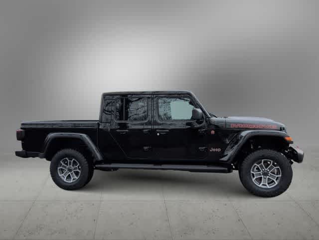 Thumbnail: 2026 Jeep Gladiator - 9