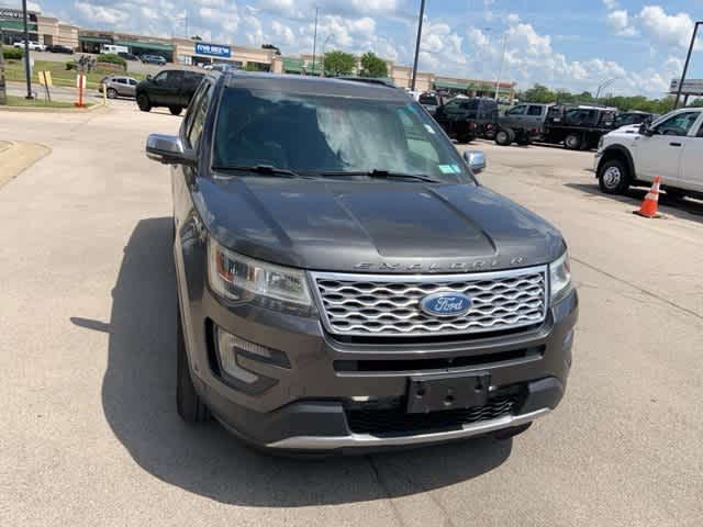 Thumbnail: 2016 Ford Explorer - 34