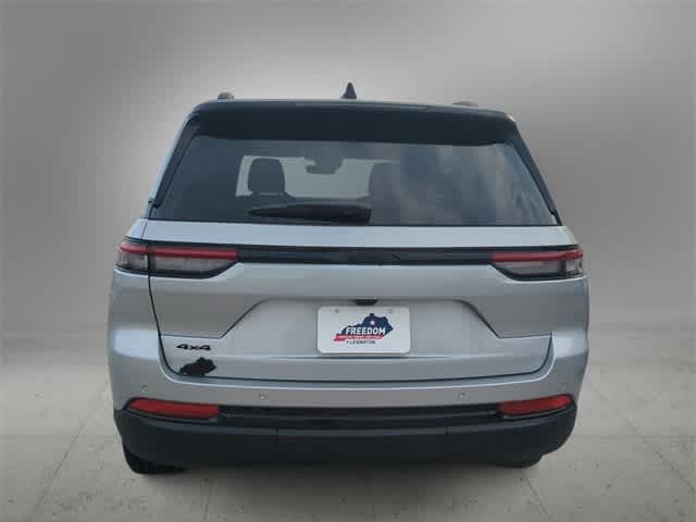 Thumbnail: 2025 Jeep Grand Cherokee - 7