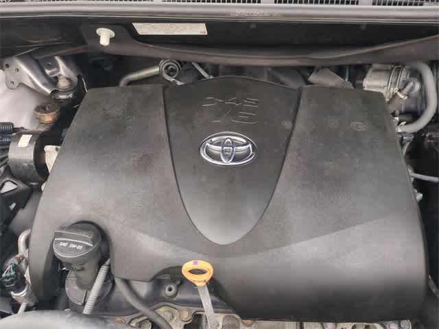 Thumbnail: 2020 Toyota Sienna - 14