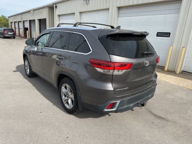 Thumbnail: 2017 Toyota Highlander - 16