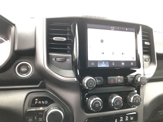 Thumbnail: 2026 RAM 1500 - 17