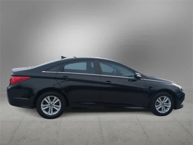 Thumbnail: 2014 Hyundai Sonata - 9