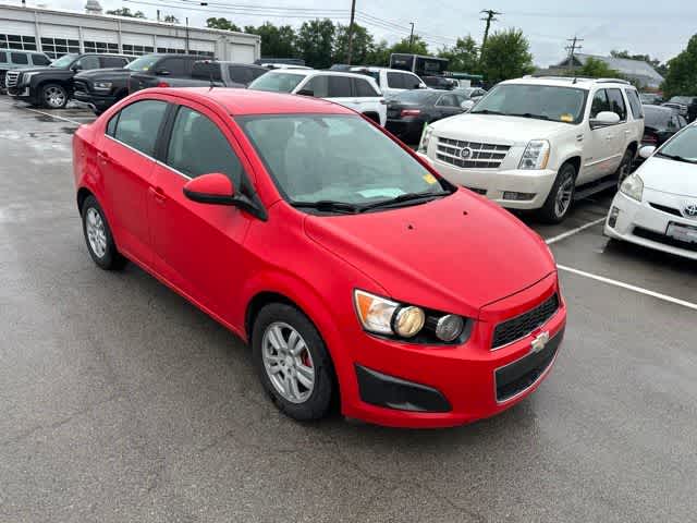 Thumbnail: 2014 Chevrolet Sonic - 16