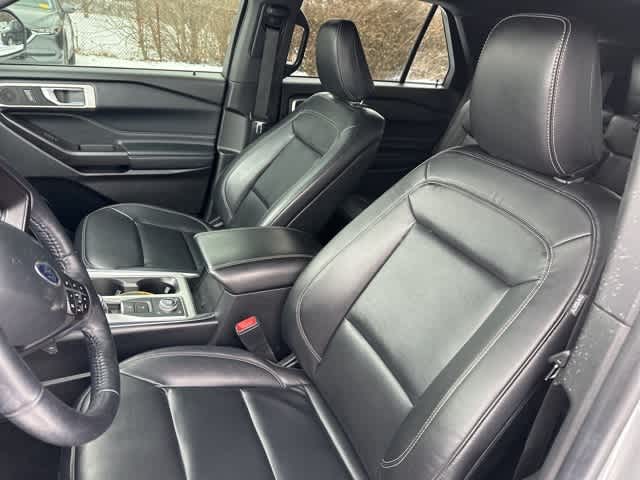 Thumbnail: 2020 Ford Explorer - 4