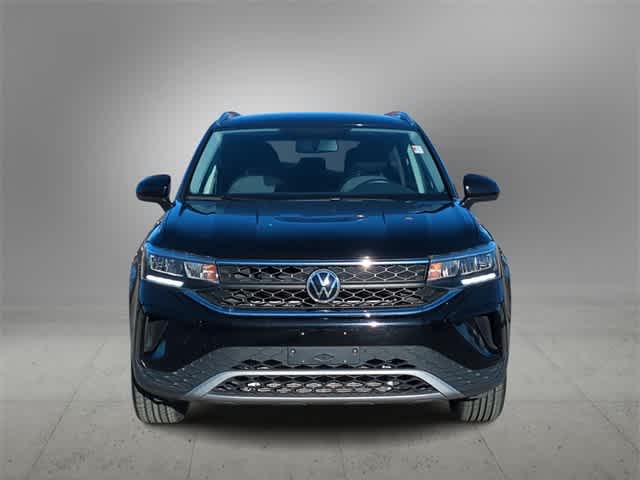 Thumbnail: 2022 Volkswagen Taos - 3