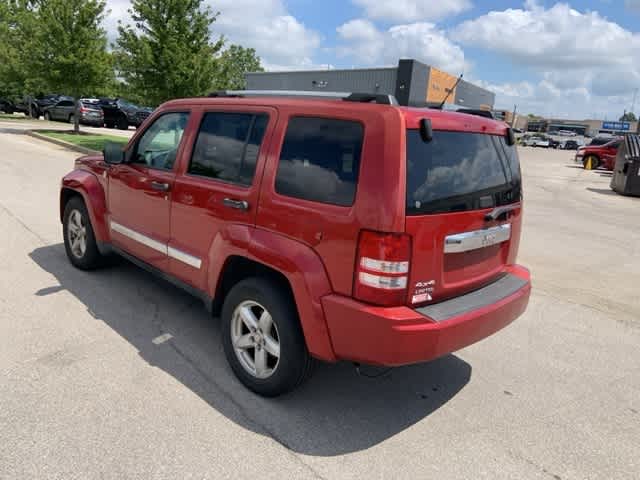 Thumbnail: 2010 Jeep Liberty - 9