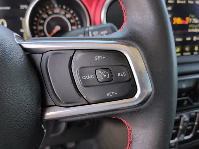 Thumbnail: 2023 Jeep Gladiator - 24
