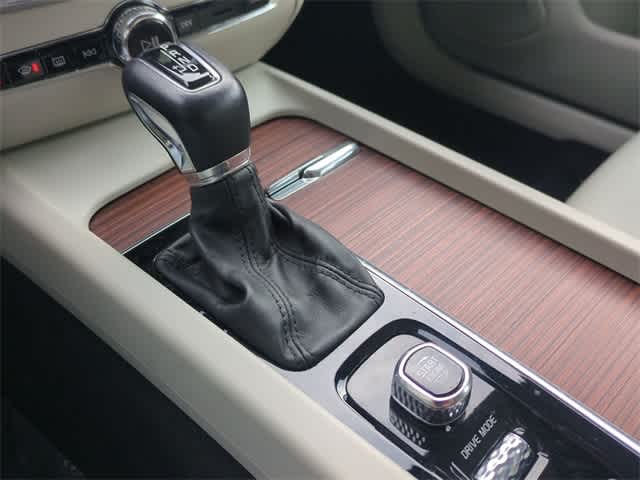 Thumbnail: 2021 Volvo S60 - 34