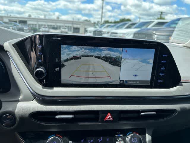 Thumbnail: 2022 Hyundai Sonata - 10