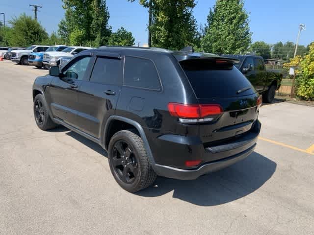 Thumbnail: 2018 Jeep Grand Cherokee - 21