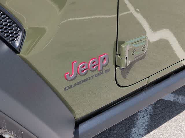 Thumbnail: 2023 Jeep Gladiator - 13