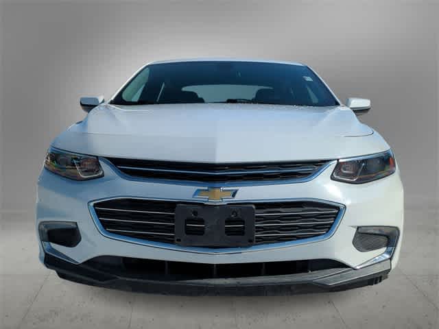 Thumbnail: 2017 Chevrolet Malibu - 3