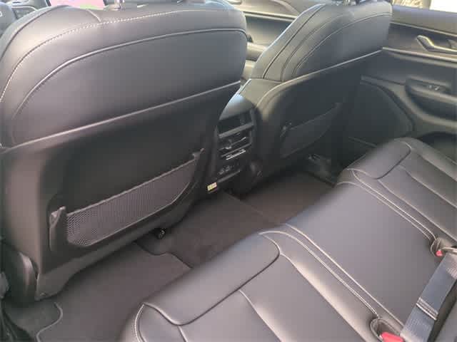 Thumbnail: 2025 Jeep Grand Cherokee - 19