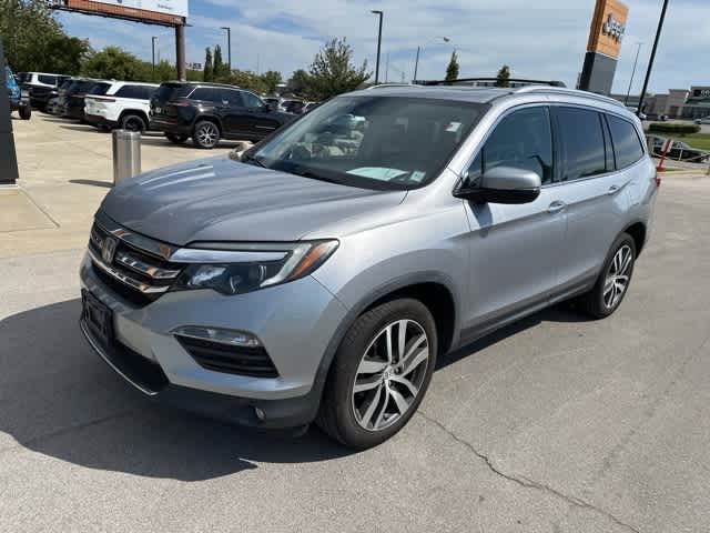 Thumbnail: 2017 Honda Pilot - 2