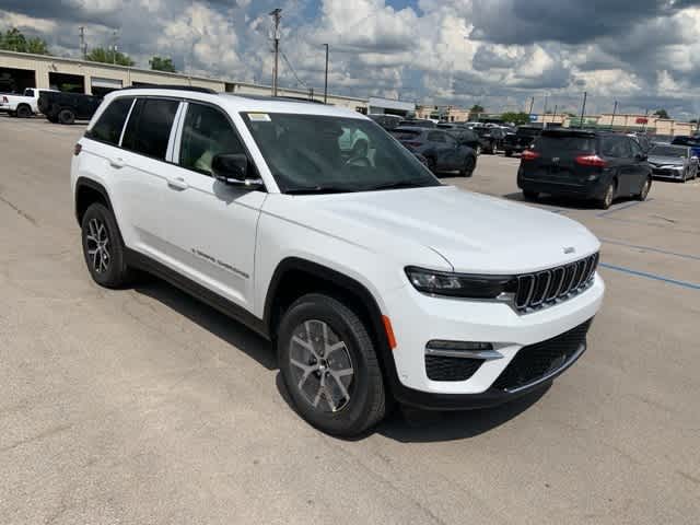 Thumbnail: 2025 Jeep Grand Cherokee - 6