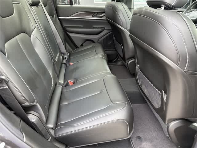 Thumbnail: 2025 Jeep Grand Cherokee - 22