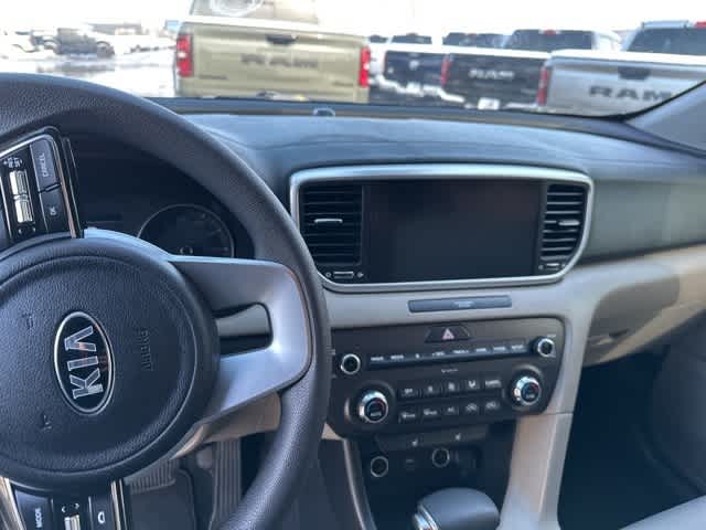 Thumbnail: 2022 Kia Sportage - 6