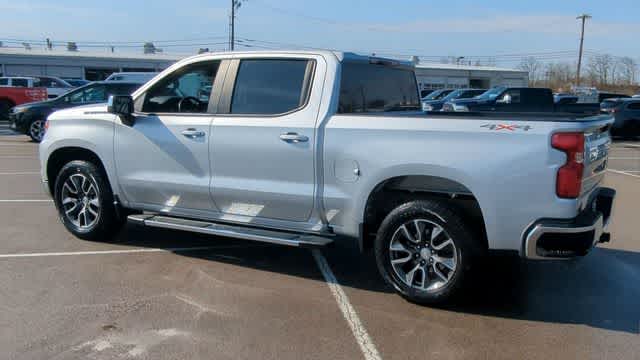 Thumbnail: 2022 Chevrolet Silverado 1500 - 6
