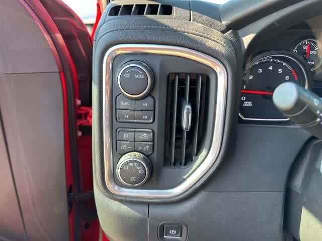 Thumbnail: 2022 Chevrolet Silverado 1500 - 10
