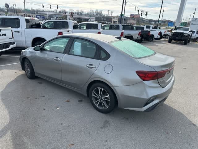 Thumbnail: 2023 Kia Forte - 13