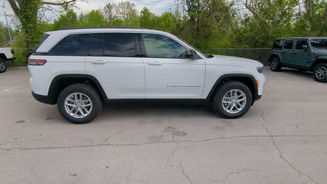 Thumbnail: 2026 Jeep Grand Cherokee - 9