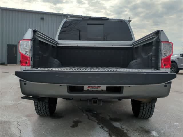 Thumbnail: 2017 Nissan Titan - 35