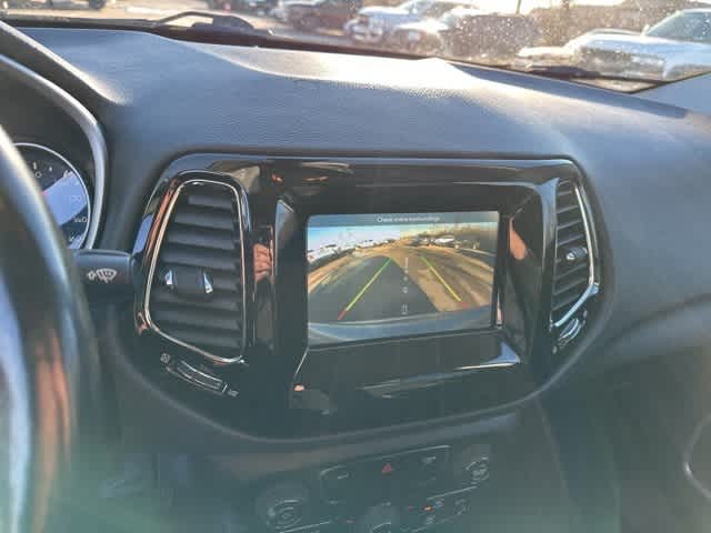 Thumbnail: 2021 Jeep Compass - 9