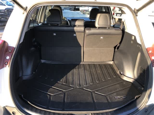 Thumbnail: 2013 Toyota RAV4 - 25