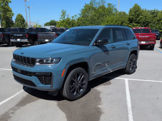 Thumbnail: 2026 Jeep Grand Cherokee - 4