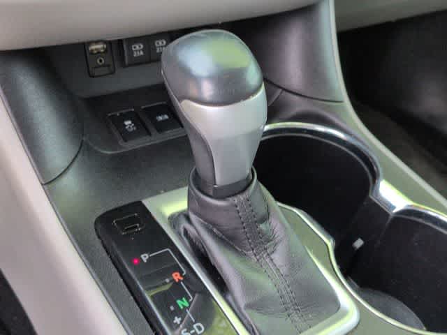 Thumbnail: 2018 Toyota Highlander - 33