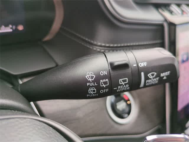 Thumbnail: 2025 Jeep Grand Cherokee L - 28