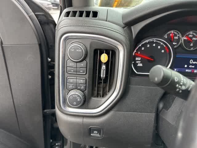 Thumbnail: 2020 Chevrolet Silverado 1500 - 11