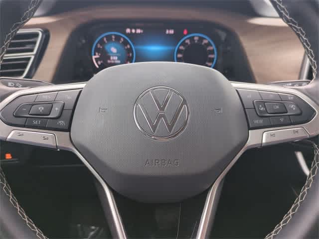 Thumbnail: 2024 Volkswagen Atlas - 21