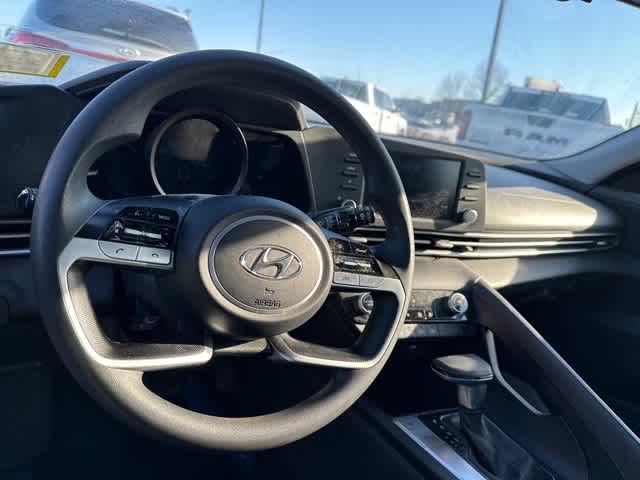 Thumbnail: 2023 Hyundai Elantra - 6