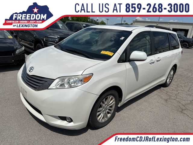 2017 Toyota Sienna XLE -
                  Lexington, KY