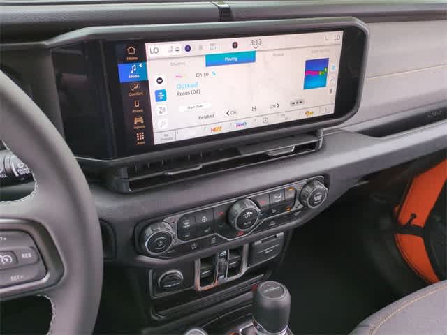 Thumbnail: 2025 Jeep Gladiator - 27