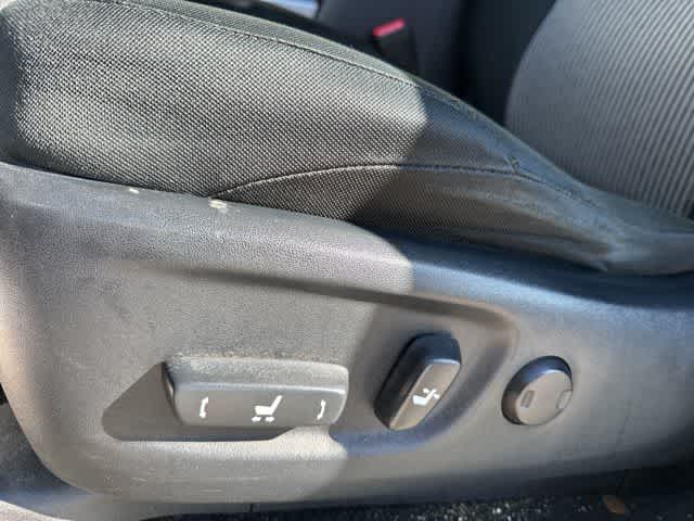 Thumbnail: 2016 Toyota 4Runner - 11