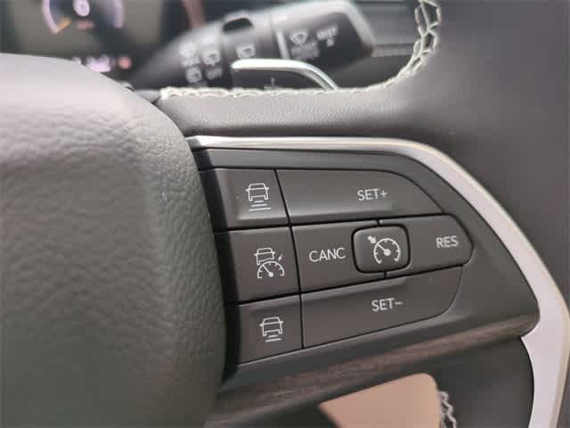 Thumbnail: 2025 Jeep Grand Cherokee - 27